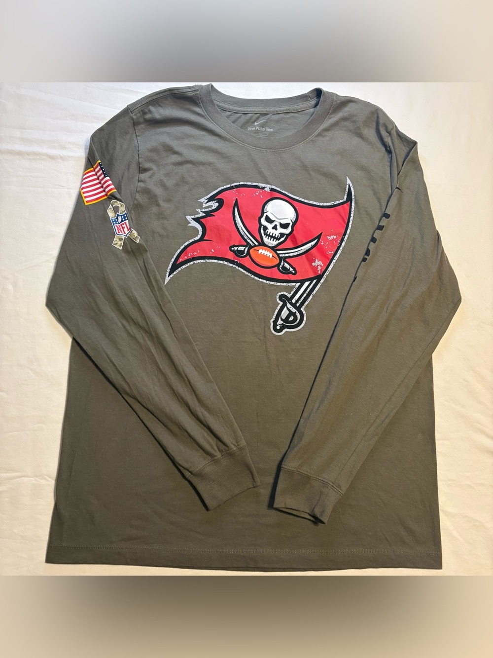 Nike Tampa Bay Buccaneers Salute to Service Long Sleeve T-Shirt
